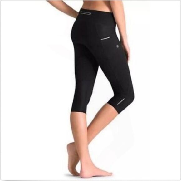Athleta Black Dobby Be Free Knicker Crop Capri Leggings S - Picture 2 of 7